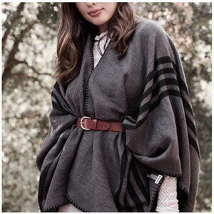 BB Dakota Reversible Poncho